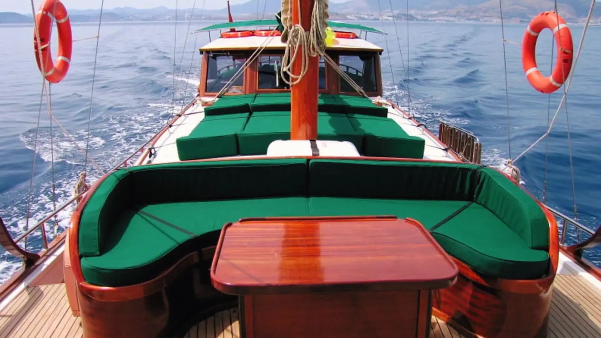 Bodrum'da konaklamalı Tatiller İçin İdeal 3 Kabinli Gulet 5