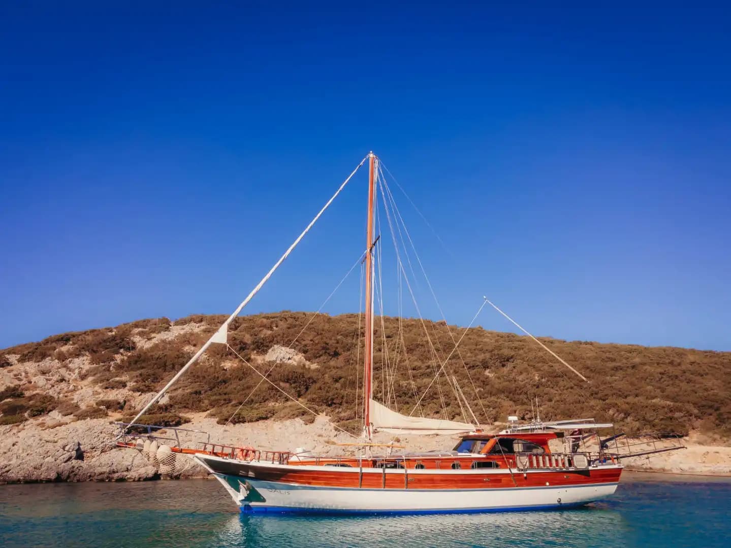Bodrum’da 17 Metrelik Gulet Tam Donanımıyla Eşsiz Bir Deniz Tatili Sunuyor 5