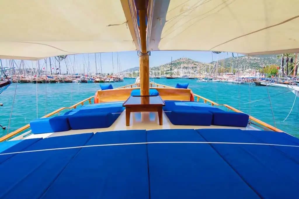 Bodrum'un Enfes Sularında 6 Kabinli Lüks Gulet ile Unutulmaz Deneyim 8