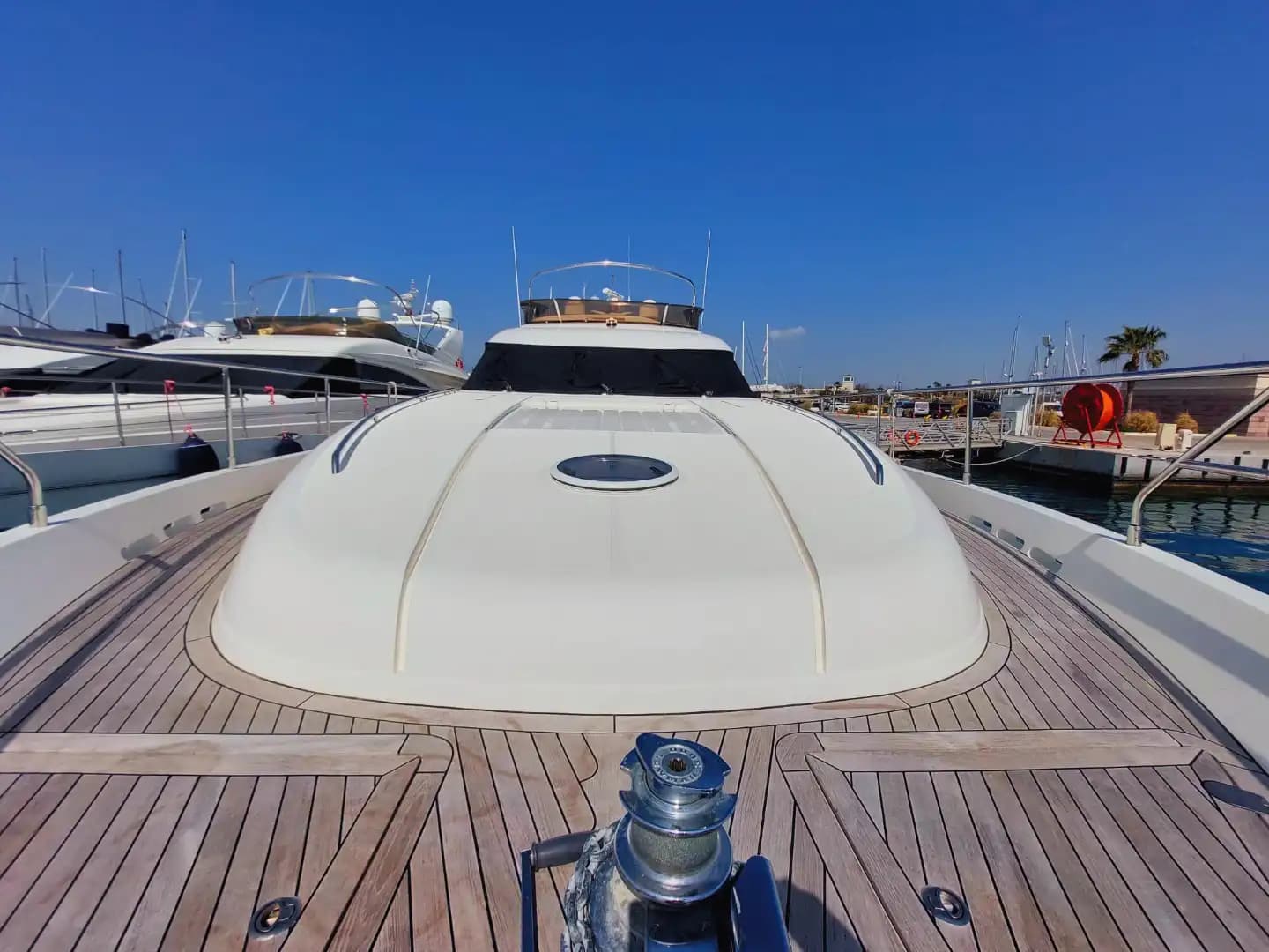 Bodrum’da Etkinliklere Özel, Şık ve Modern Princess Motoryat 5