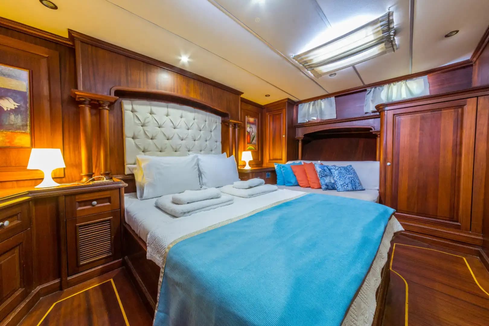 Bodrum'da Lüks Gulet ile Sakin ve Konforlu Bir Mavi Yolculuk 32