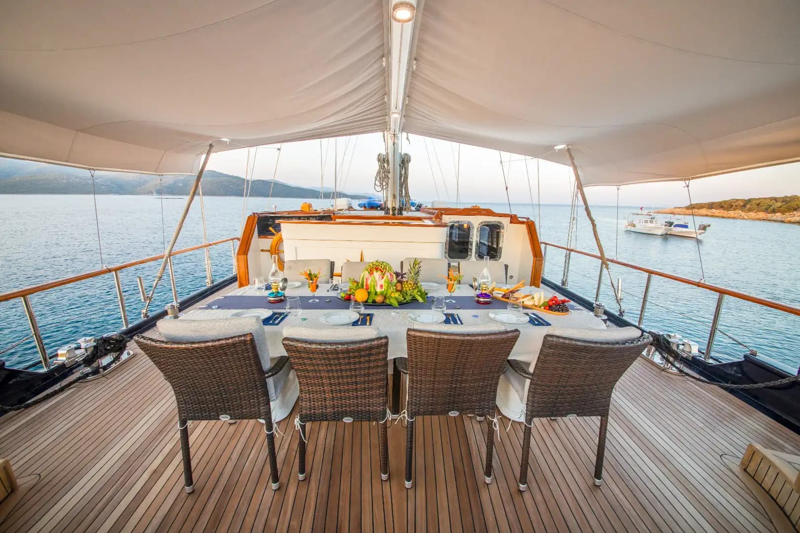Bodrum'da Lüks Gulet ile Sakin ve Konforlu Bir Mavi Yolculuk 21