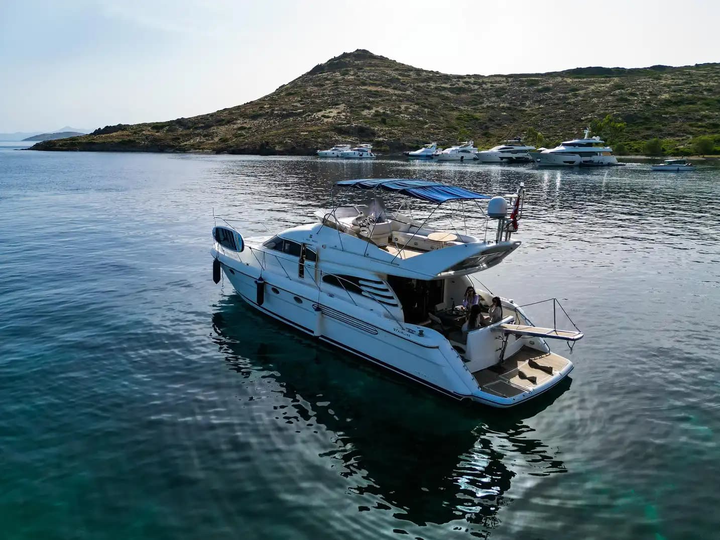 Bodrum'da Konforlu ve Modern, 18 Metre, 3 Kabinli Full Refit Motoryat 6