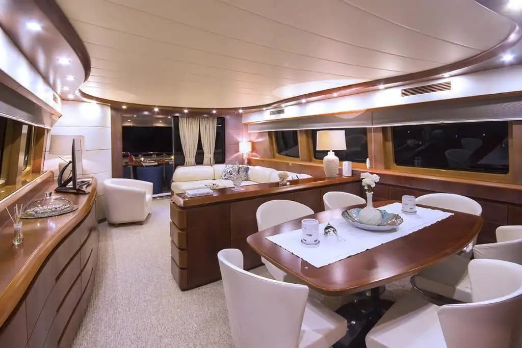 Bodrum'da Hız ve Lüksün Buluştuğu, 24 Metre, 26 Knot Motoryat