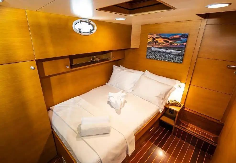 Bodrum'da 24m Lüks Ketch Gulet Kiralama 17