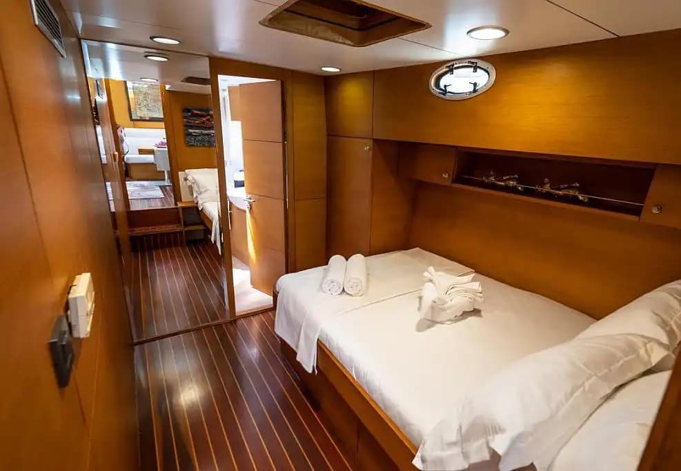 Bodrum'da 24m Lüks Ketch Gulet Kiralama 18