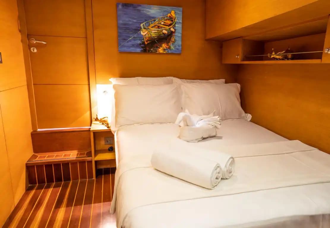 Bodrum'da 24m Lüks Ketch Gulet Kiralama 19