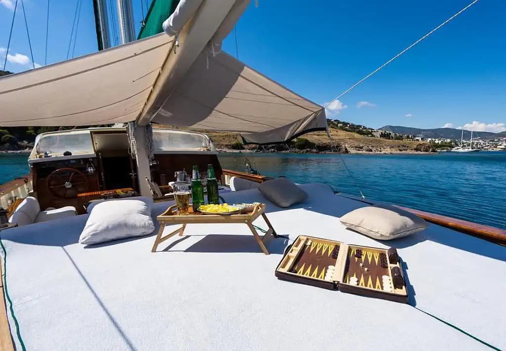 Bodrum'da 24m Lüks Ketch Gulet Kiralama 4