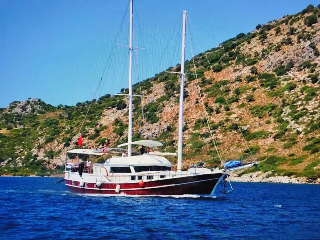 Marmaris Bozburun’un Sakin Sularında 5 Kabinli Lüks Gulet Tatili 2