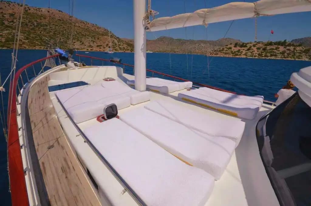 Marmaris Bozburun’un Sakin Sularında 5 Kabinli Lüks Gulet Tatili 4