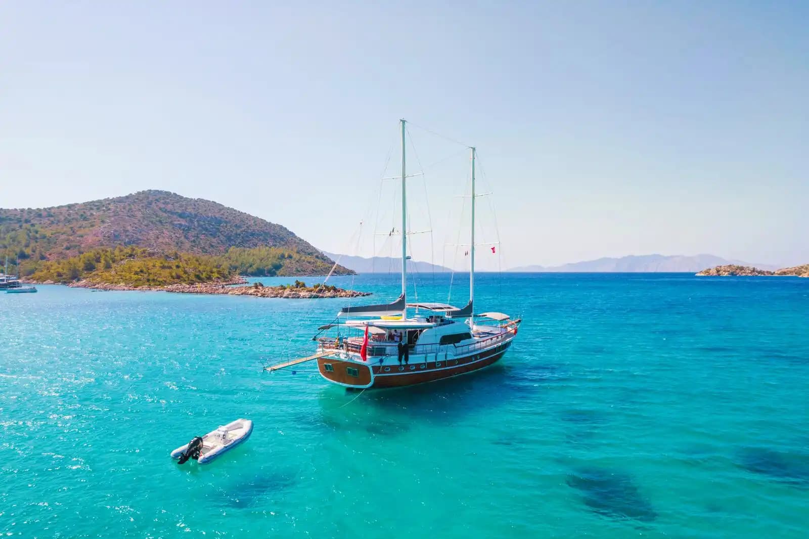 Marmaris Bozburun’da 6 Kabinli Gulet ile 12 Kişilik Unutulmaz Tatil 3