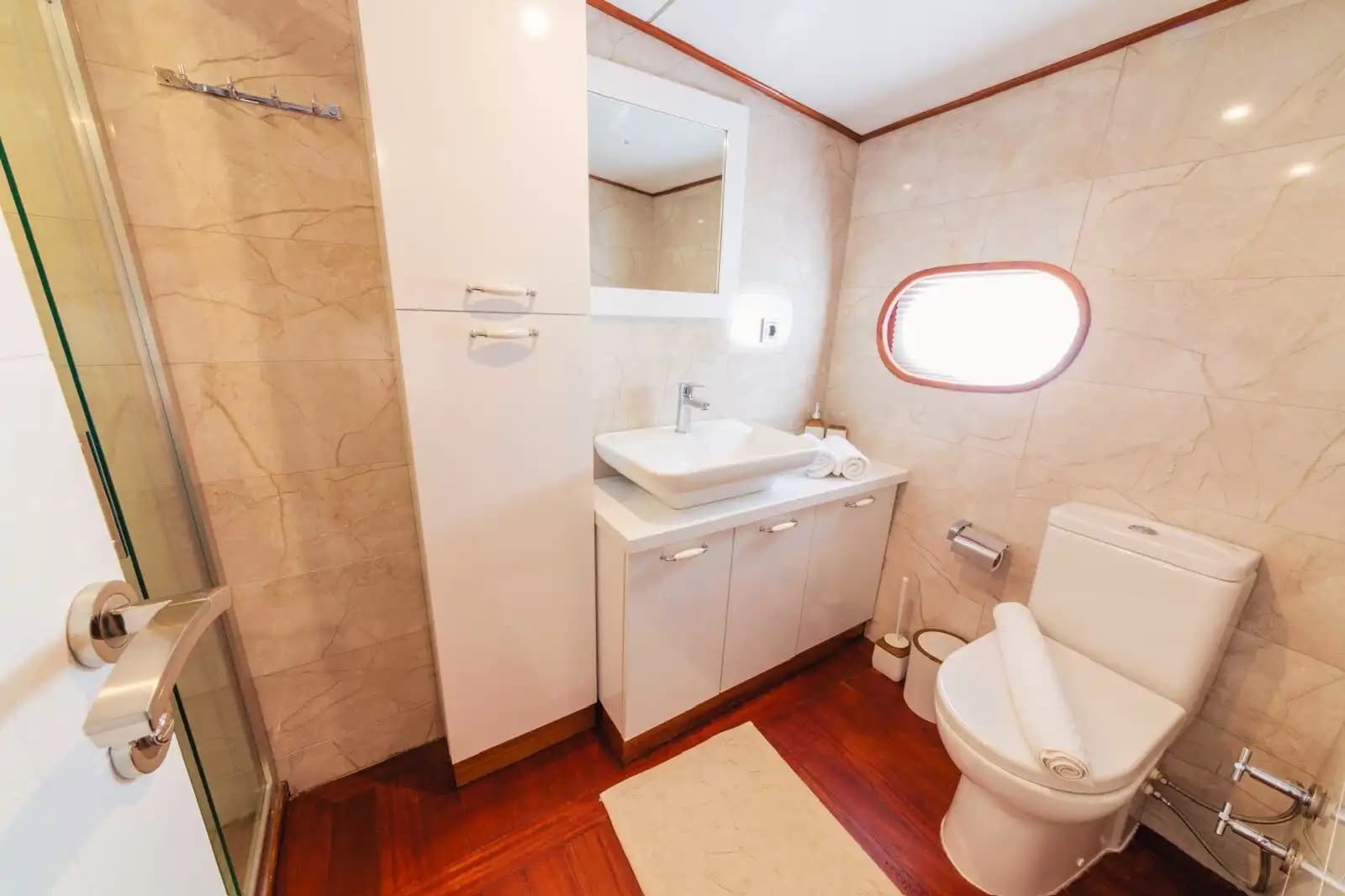 Marmaris Bozburun’da 6 Kabinli Gulet ile 12 Kişilik Unutulmaz Tatil 14