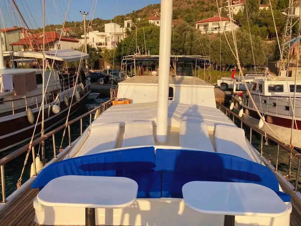 Bozburun’da 5 Kabinli Gulet ile 10 Kişilik Lüks Tatil Fırsatı 4