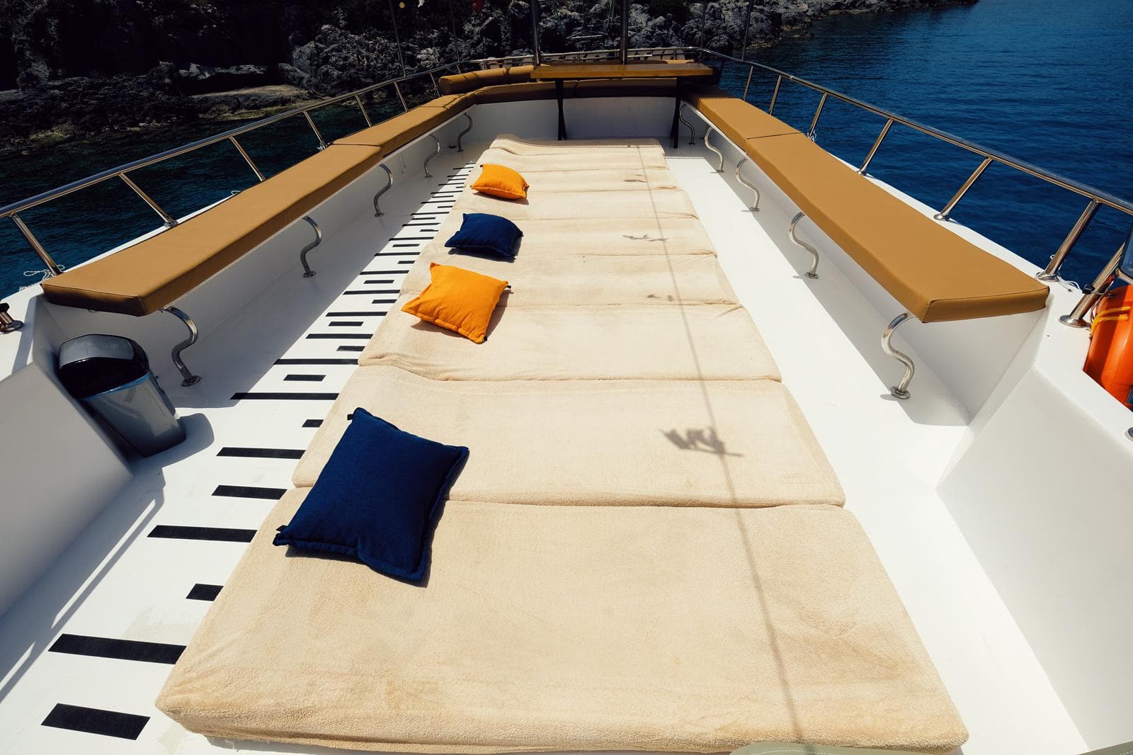 Fethiye'de 14 Metrelik Konforlu Tekne ile Gezi ve Yüzme Keyfi 26