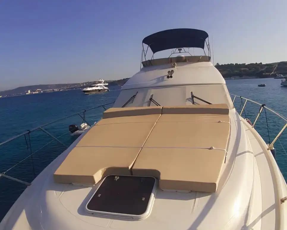 Çeşme Çıkışlı Ege’nin Serin Sularında Princess Motoryat ile Rüya Gibi Bir Deneyim 8