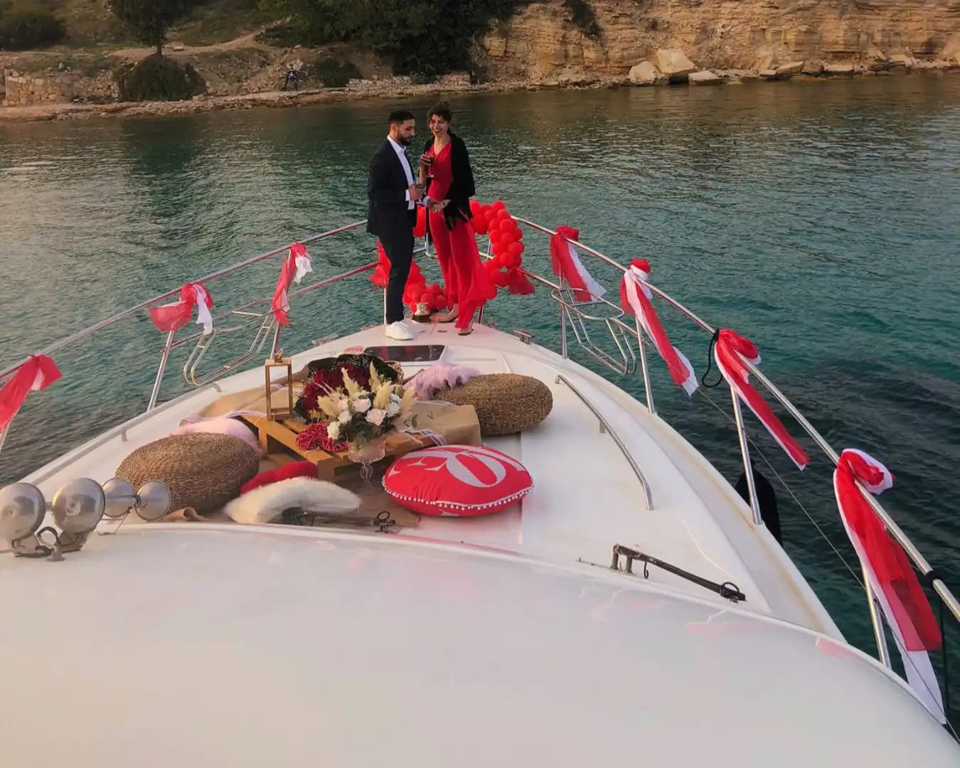 Çeşme Çıkışlı Ege’nin Serin Sularında Princess Motoryat ile Rüya Gibi Bir Deneyim 10