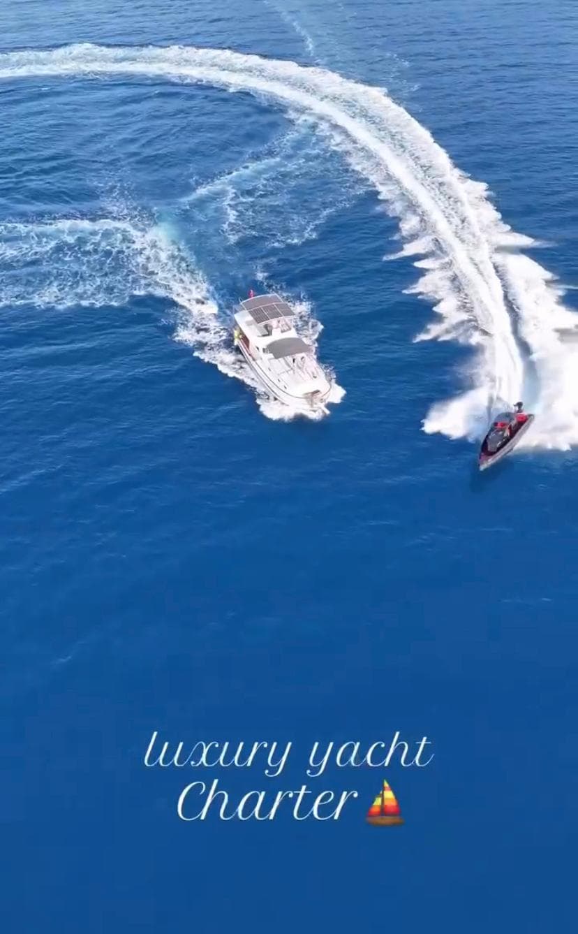 Marmaris'in 15 Metrelik Lüks Teknesi ile 7 Kişilik Unutulmaz Deniz Tatili Deneyimi