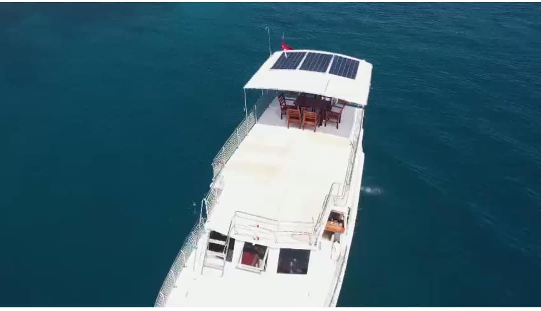 Fethiye'de Lüks Tekne ile Unutulmaz Anlar: 12 Adalar, Kızıl Ada, Günbatımı, Bekarlığa Veda ve Dahası!