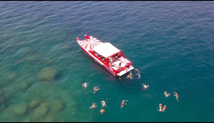 Antalya Merkezde 15 Metre Standart Yat ile 26 Kişilik Özel Gezi ve Günlük Turlar