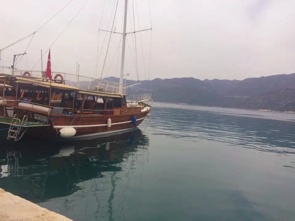 Demre Çıkışlı 100 Kişilik Özel Yapım Etkinlik Teknesi