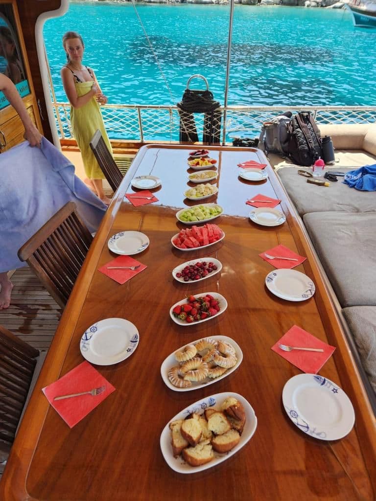 Kalkan’ın Turkuaz Koylarında Unutulmaz Bir Yüzme ve Gezi Deneyimi 7