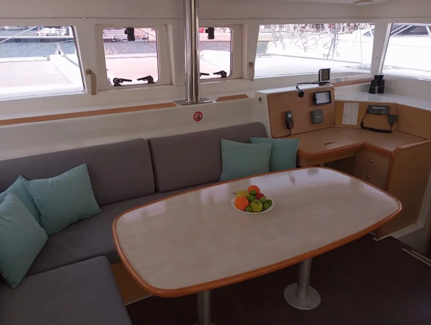 Fethiye'de Lagoon 400 S2 Katamaran Kiralama | 2014 Model 4 Kabin Yunan Adaları 21