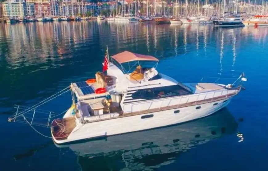 Fethiye'de Ekonomik 8 Kişi Kapasiteli Yat ile Keyifli Günlük ve Saatlik Turlar 6