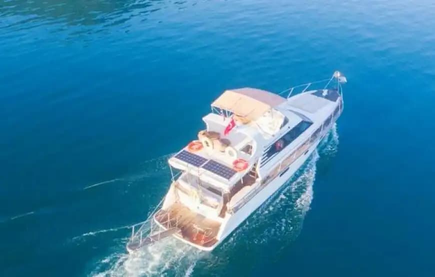 Fethiye'de Ekonomik 8 Kişi Kapasiteli Yat ile Keyifli Günlük ve Saatlik Turlar 7