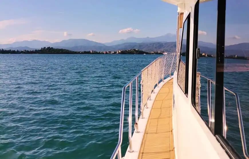 Fethiye'de Saatlik veya Günübirlik Kiralık 12 Metrelik Özel Tekne
