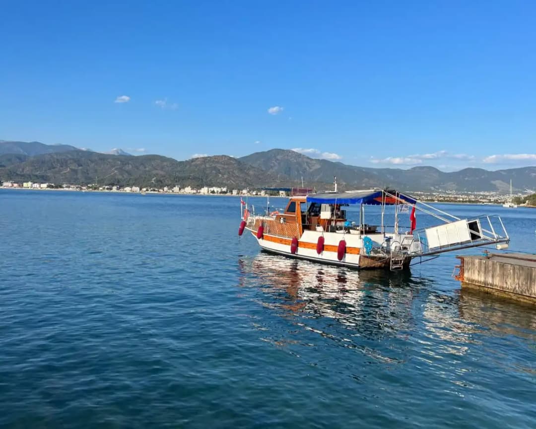 Fethiye’de 10 Kişilik Özel Tekne ile Unutulmaz Bir Gün!