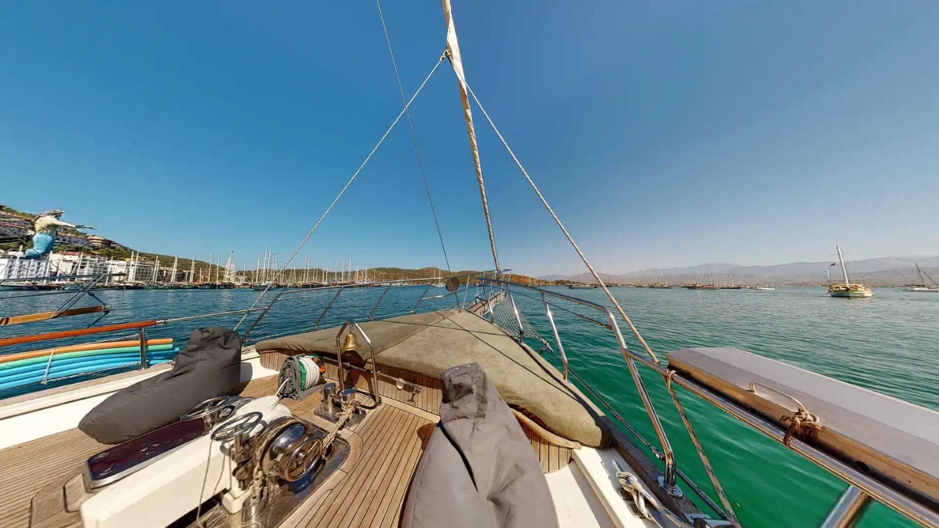 Fethiye ve Göcek Koylarında Aileler İçin İdeal: 33m, Çift Yemek Alanlı Lüks Gulet 9