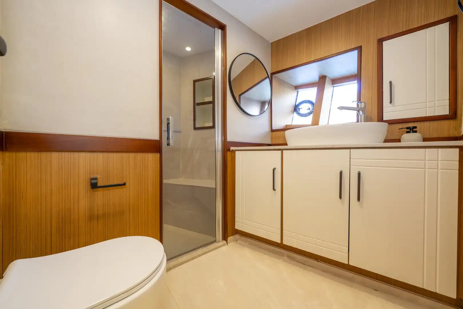 2025 Yapımı Yepyeni Lüks Trawler: Üst Güverte Master Kabin ve Geniş 61