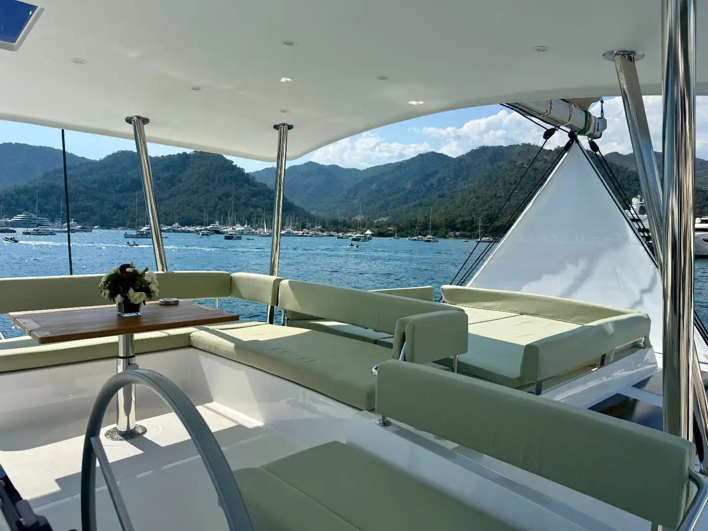 Fethiye'de Bali 4.6 Katamaran Kiralama | 2025 Model 5+1 Kabin 4