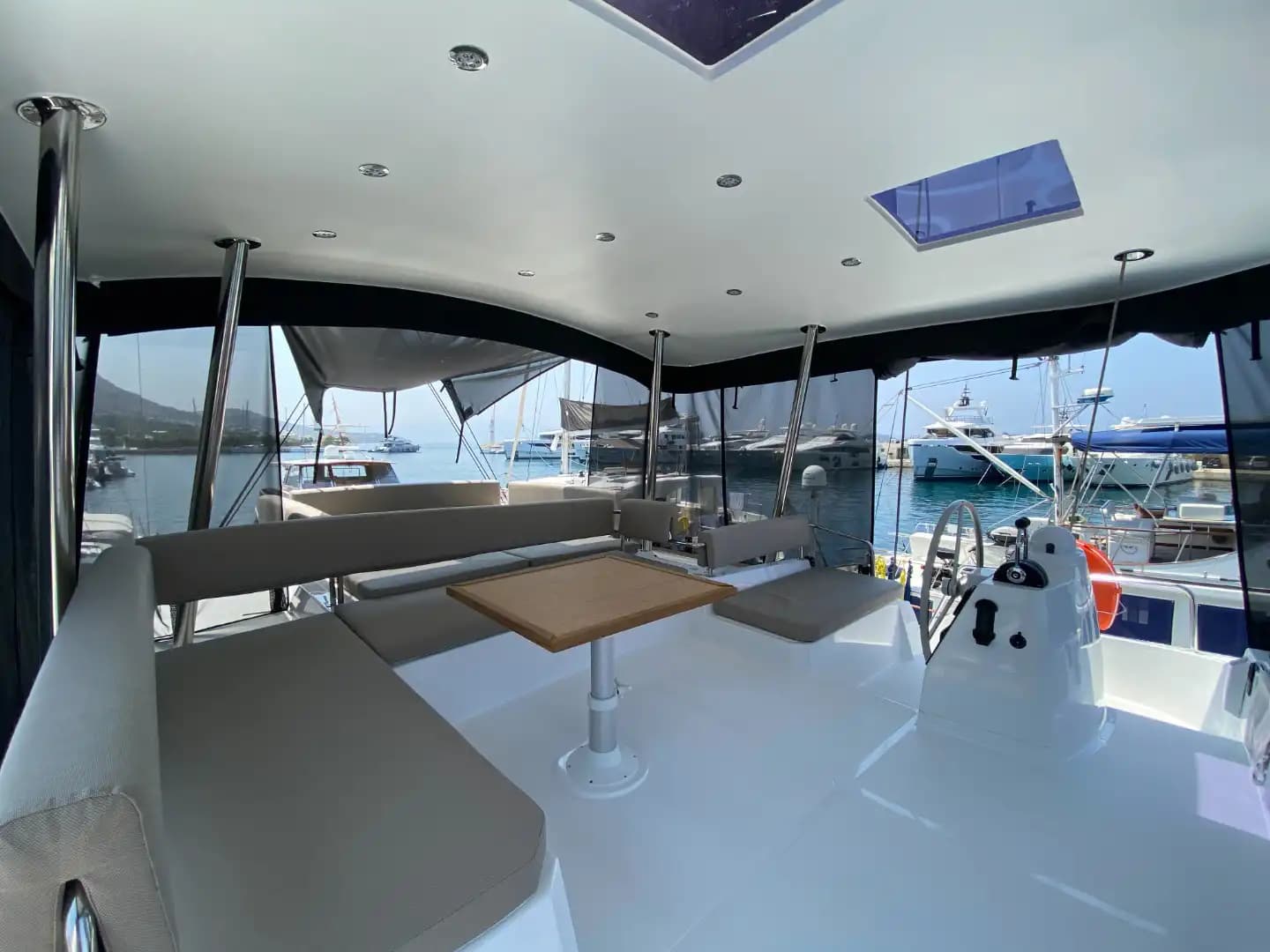 Fethiye'de 2023 Model Katamaran Kiralama | Bali 4.6 5+1 Kabinli 32