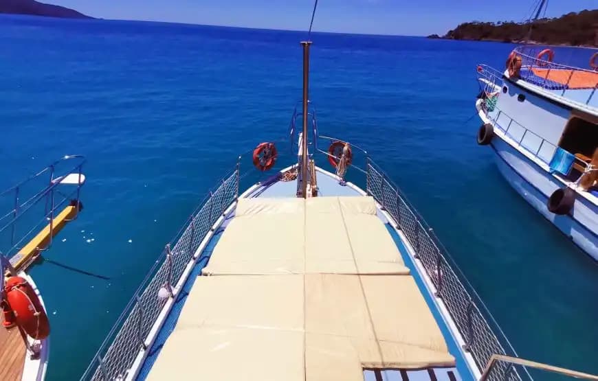 Muğla Ölüdeniz’de 18 Kişilik VIP Tekne ile Hafızlardan Silinmeyecek Bir Gün
