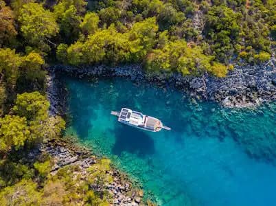 Fethiye’de 30 Kişiye Kadar Günlük Tekne Kiralama Fırsatı! 9