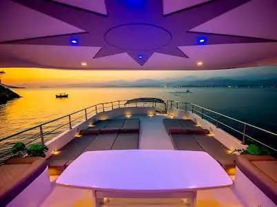 Fethiye’de 30 Kişiye Kadar Günlük Tekne Kiralama Fırsatı! 5