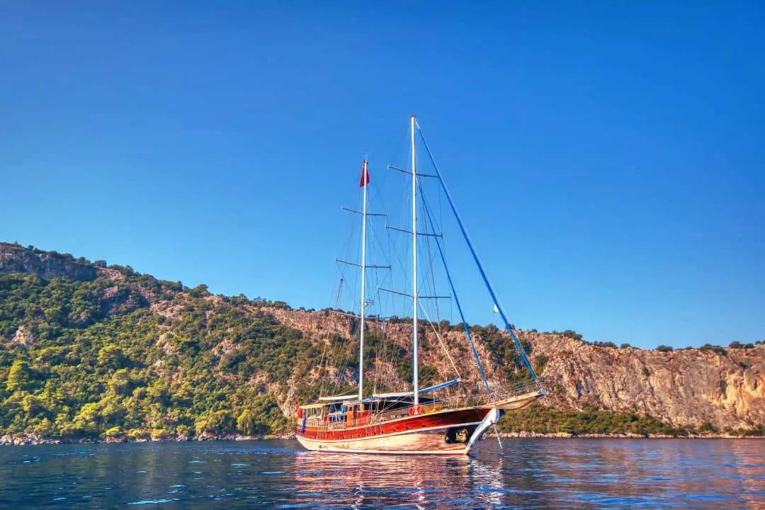 Fethiye’nin Büyüleyici Koylarında 9 Kabinli Gulet Keyfi