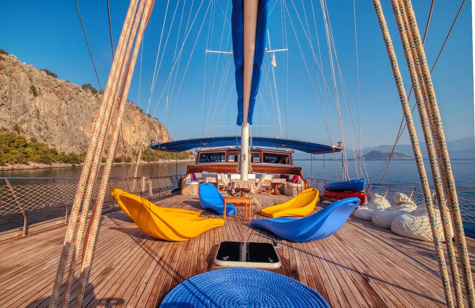 Fethiye’nin Büyüleyici Koylarında 9 Kabinli Gulet Keyfi 4