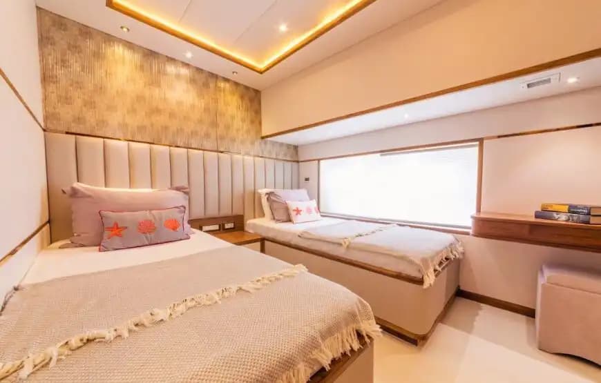 Fethiye'nin İhtişamını 24 Metrelik Özel Yat ile Keşfedin 20