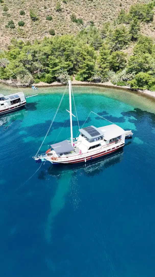Bozburun'da Lüks 20 Metre Gulet Kiralama - 12 Kişilik Mavi Yolculuk