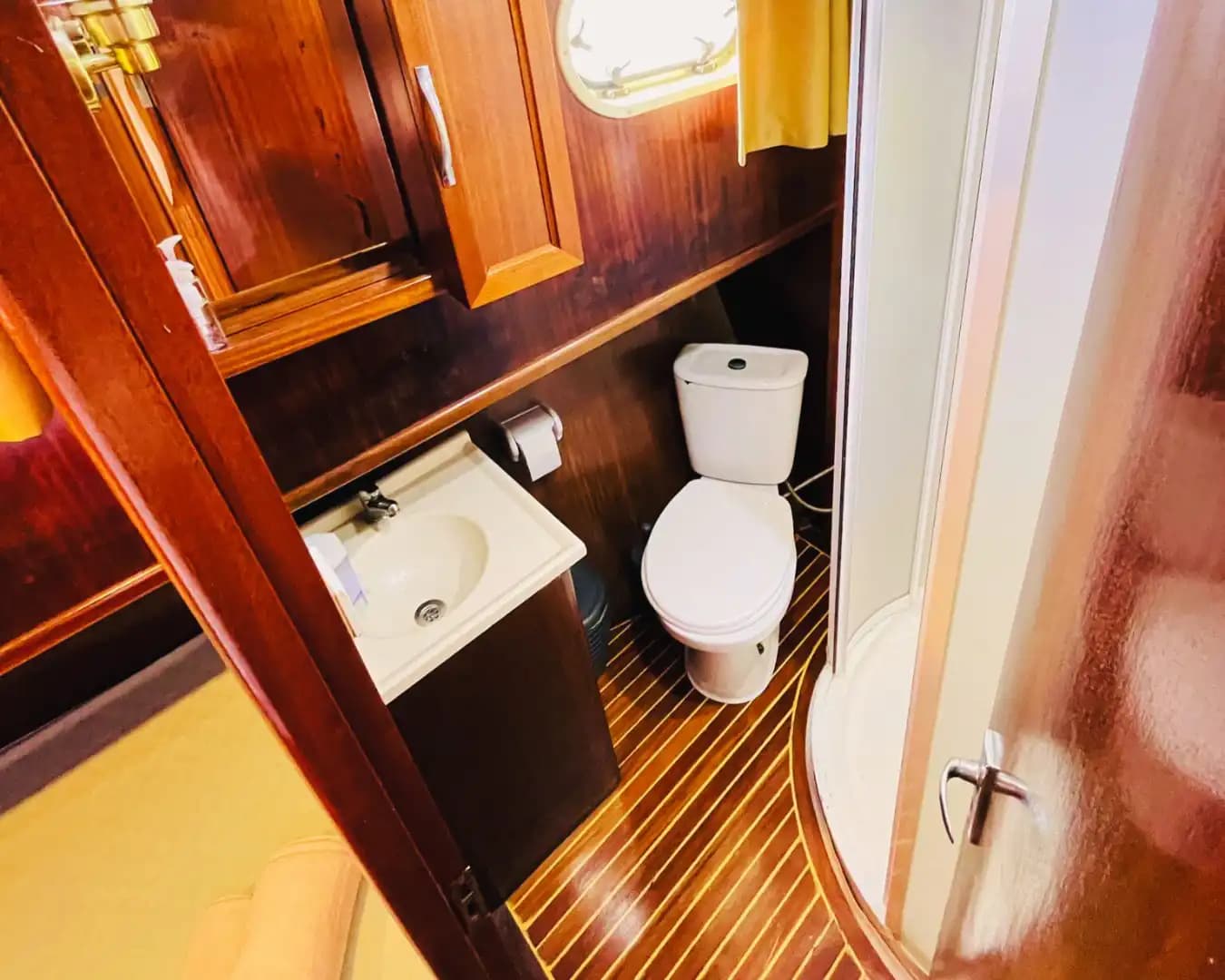 3 Kabinli Gulet ile Göcek’in Turkuaz Sularında Seyir 22