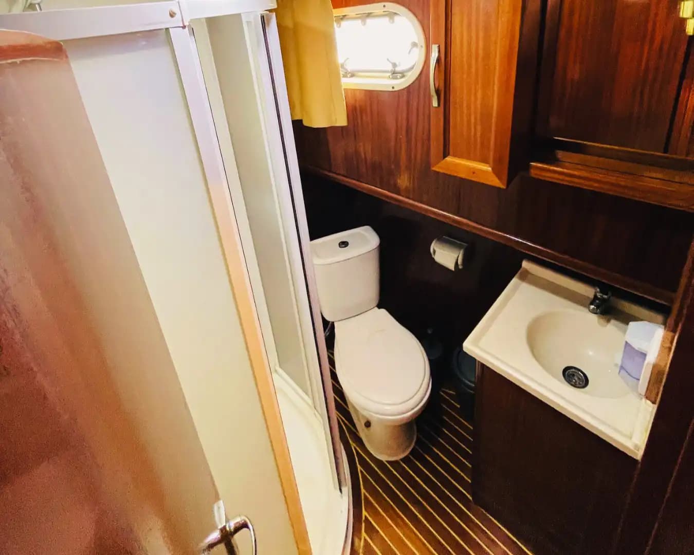3 Kabinli Gulet ile Göcek’in Turkuaz Sularında Seyir 23