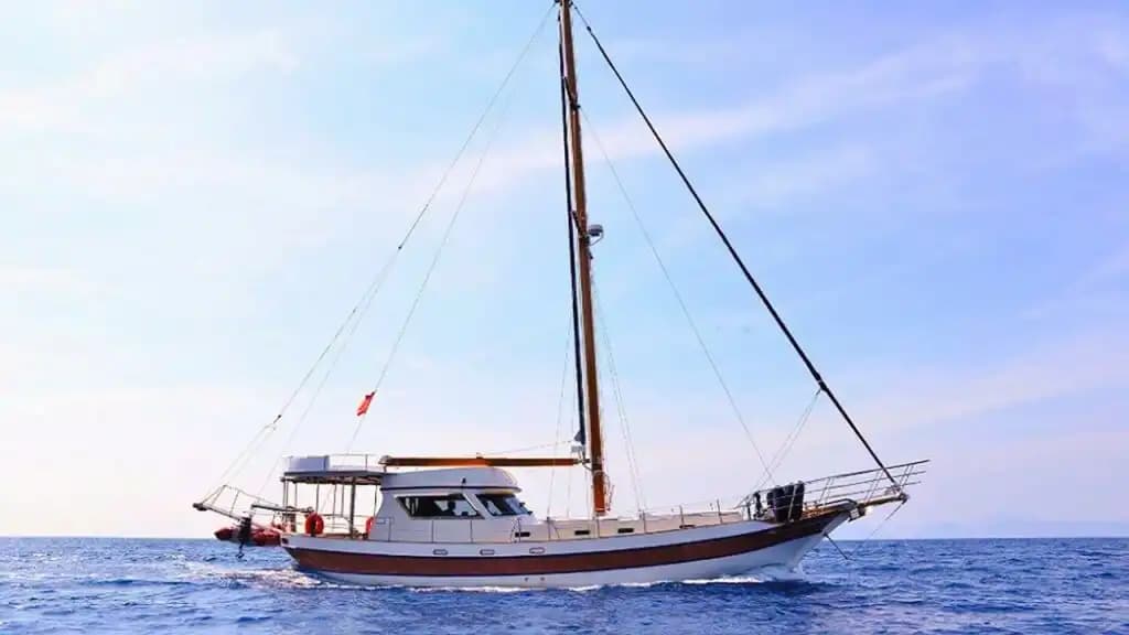 3 Kabinli Gulet ile Göcek’in Turkuaz Sularında Seyir 2