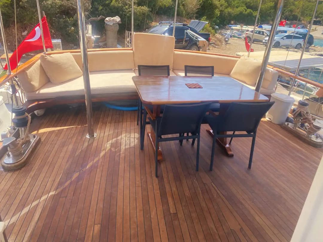 3 Kabinli, 6 Kişilik Gulet – Konfor ve Doğayla İç İçe Tatil
