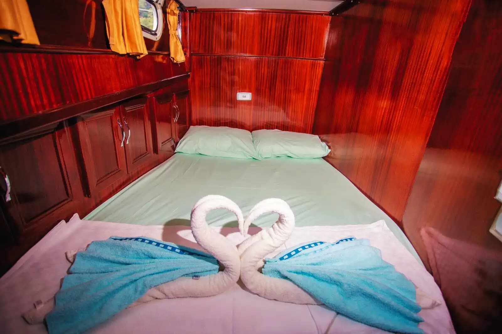 Mavi Yolculuk Tutkunlarına: 3 Kabinli Gulet ile Eşsiz Bir Tatil! 18
