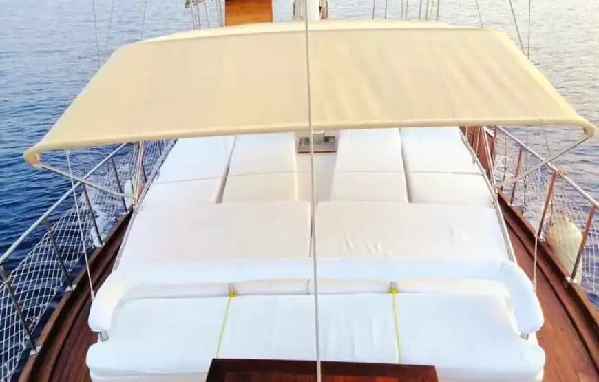 Göcek’te Günlük ve Konaklamalı Gulet Turu – 2 Kabinli Özel Tatil!