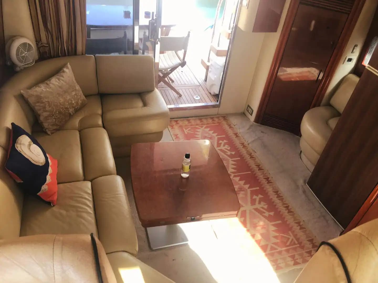 Göcek’te 16 Metrelik Fairline Motoryat ile Özel ve Lüks Bir Tatil 8