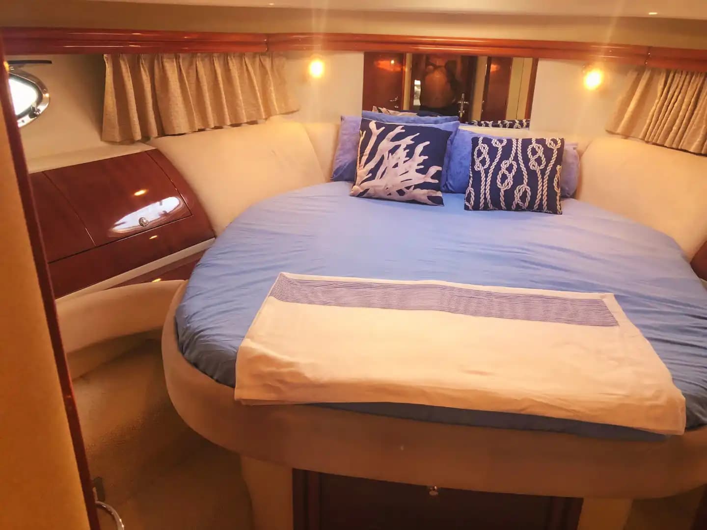 Göcek’te 16 Metrelik Fairline Motoryat ile Özel ve Lüks Bir Tatil 5