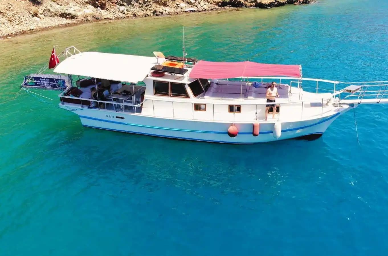 Göcek’te 15 Metrelik Eşsiz Gulet Kiralama – 8 Kişiye Kadar Konfor - Yatta Evlilik Teklifi